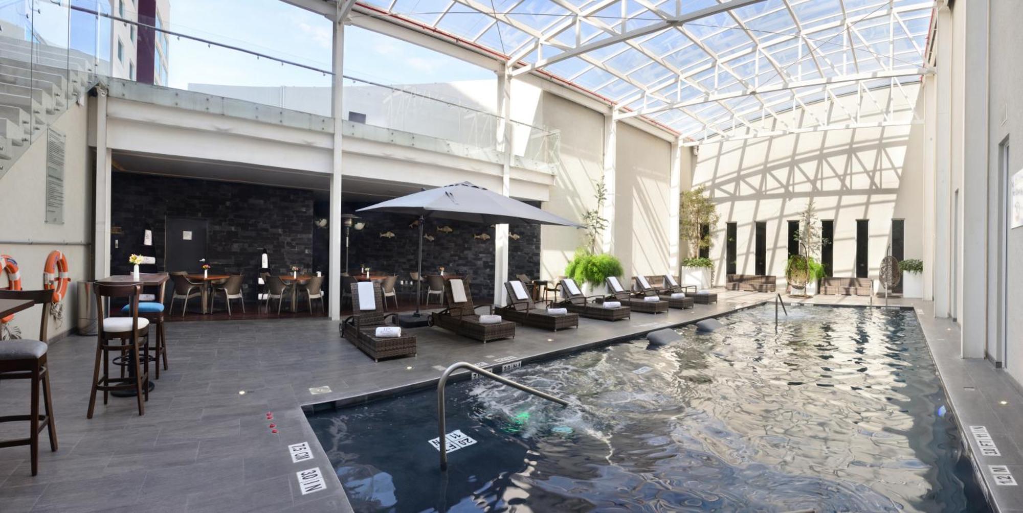 HS HOTSSON Hotel Puebla Buitenkant foto